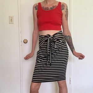 Black & White Striped Stretchy Pencil Skirt size Medium